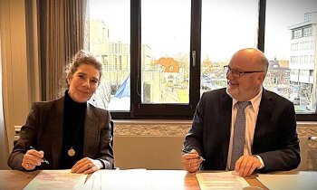 Nieuwe bestemming voormalig bankgebouw en politiebureau