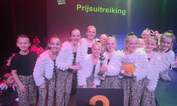 Enjoy's Dance valt in de prijzen tijdens de eerste wedstrijd van het seizoen!