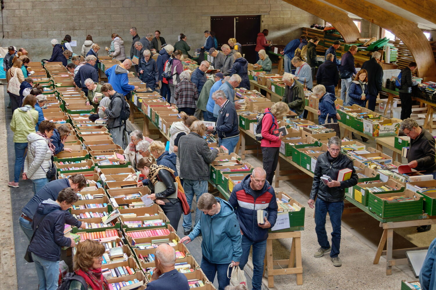 Succesvolle snuffelmarkt krijgt vervolg met grote tweedaagse boekenmarkt in Mijdrecht