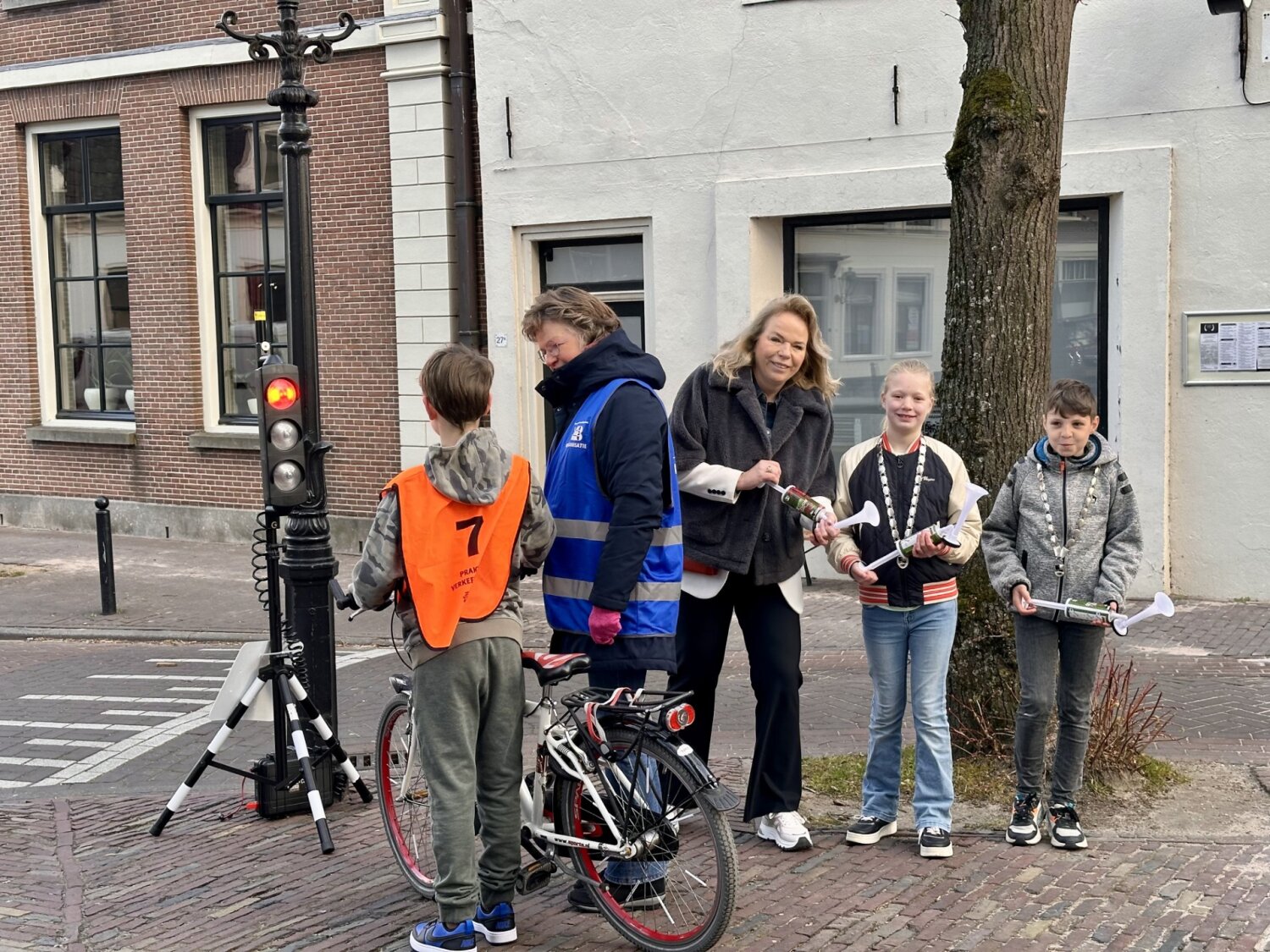 0297.nl | Honderden kinderen veiliger op weg na behalen Verkeersexamen 2025