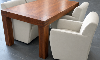 Eettafel met 4 stoelen