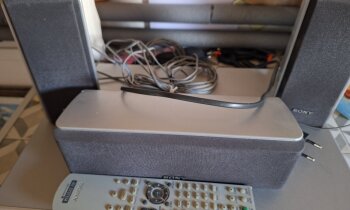 Sony tuner met boxen