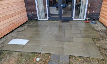 Tegels 40x80cm | 43 stuks | 13,75m2 | ophalen z.s.m.