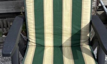 Tuinkussen 4 stuks met gebruikerssporen