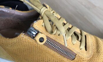 Nog prima okergele sneakers maat 38