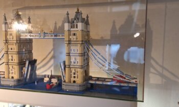 Lego Tower Bridge 4295 steentjes